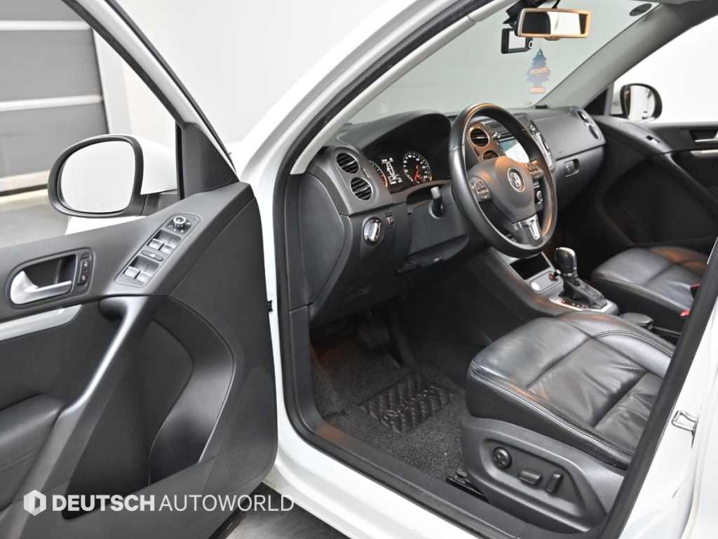 Volkswagen Tiguan - Vista 11