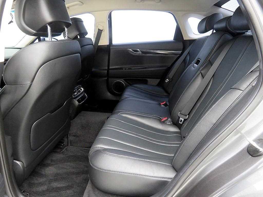 Genesis G80 - Vista 7