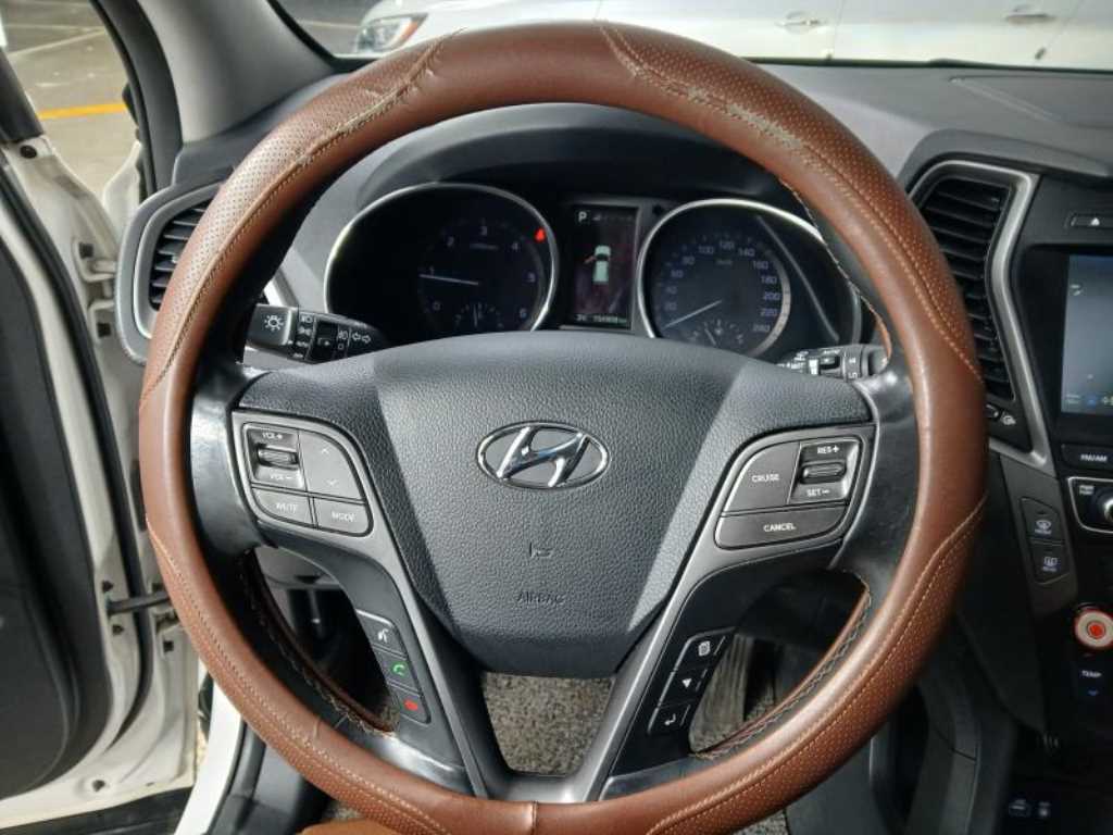 HYUNDAI Santa Fe - Vista 8