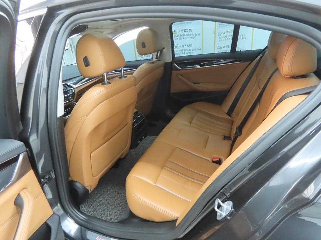 BMW 5 Series - Vista 6