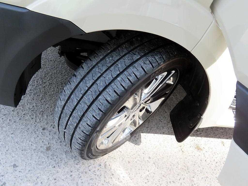 HYUNDAI Solati 2020 Gold color - Importación desde Corea - HF Imports Iquique - Foto 18