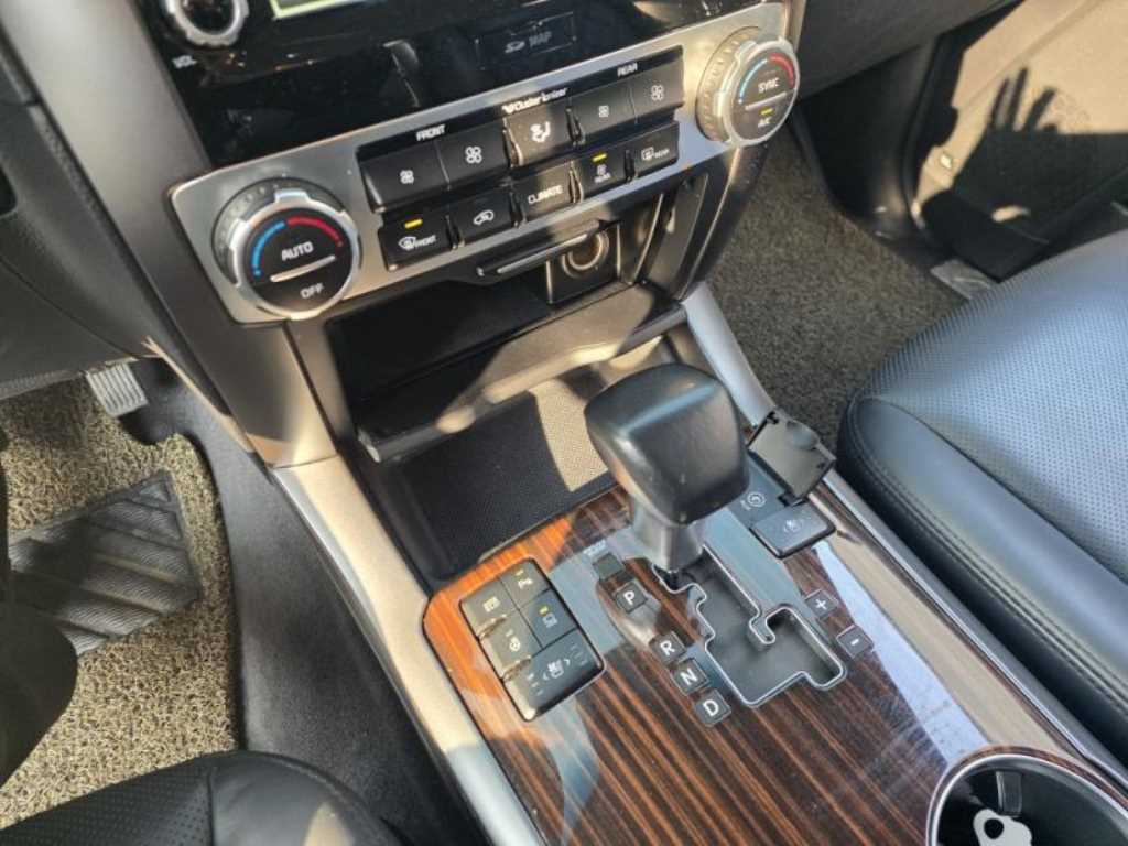 KIA Mohave - Vista 10