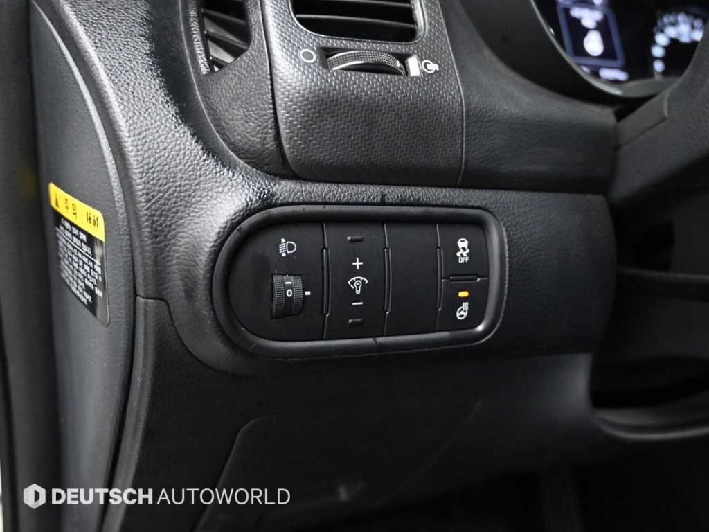 KIA K3 2017 Blanco - Importación desde Corea - HF Imports Iquique - Foto 17