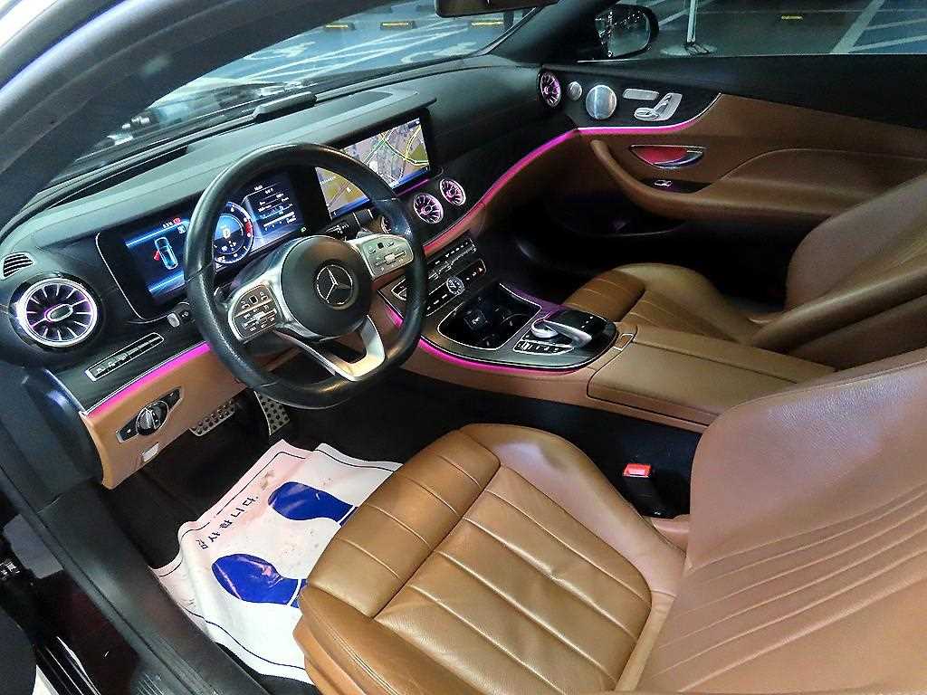 Mercedes Benz E class - Vista 10