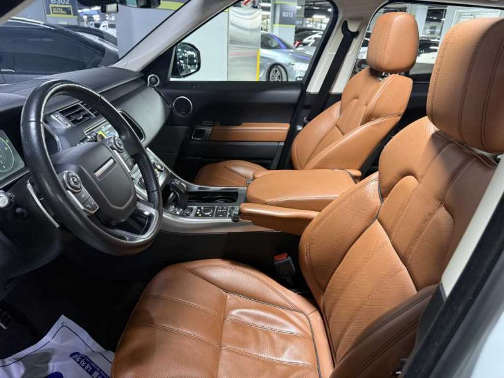 Land Rover Range Rover Sports - Vista 8