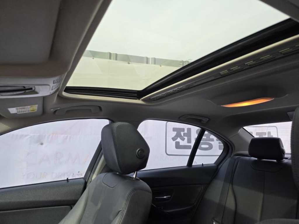 BMW 3 series 2015 Plateado - Importación desde Corea - HF Imports Iquique - Foto 17