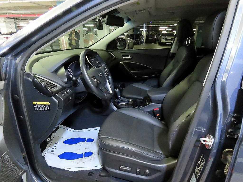 HYUNDAI Santa Fe - Vista 6