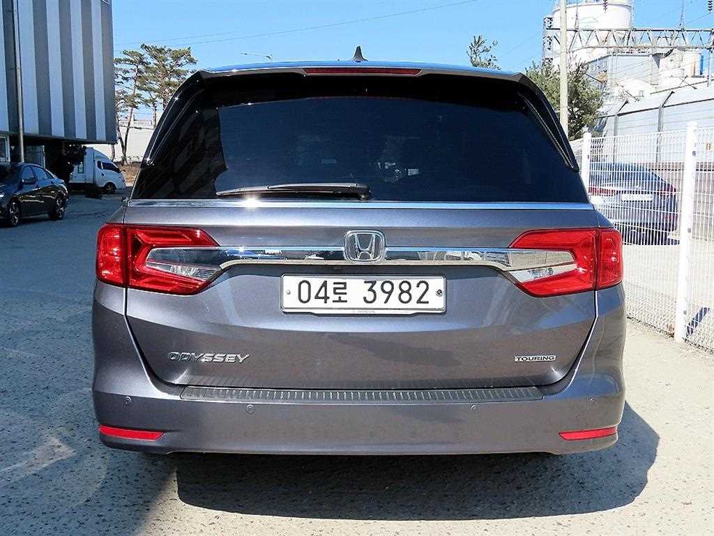 Honda Odyssey - Vista 4