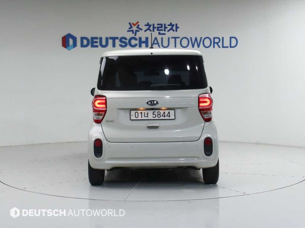 KIA Ray - Vista 4