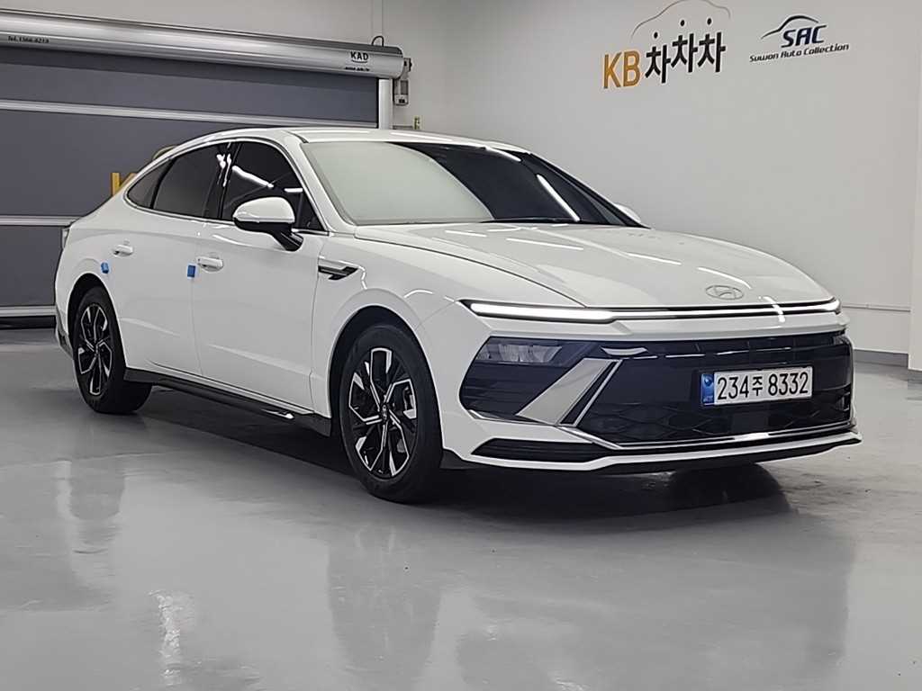 HYUNDAI Sonata - Vista 4