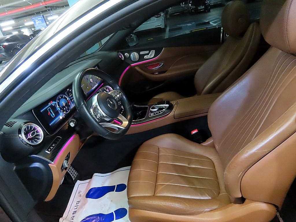 Mercedes Benz E class - Vista 6