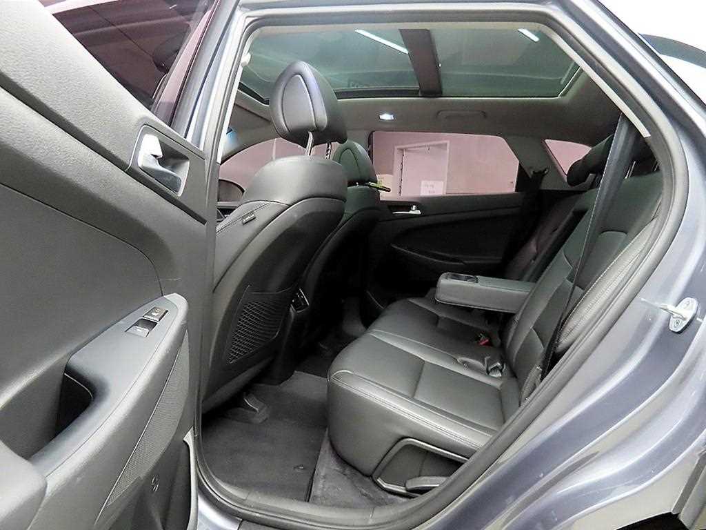 HYUNDAI Tucson - Vista 6