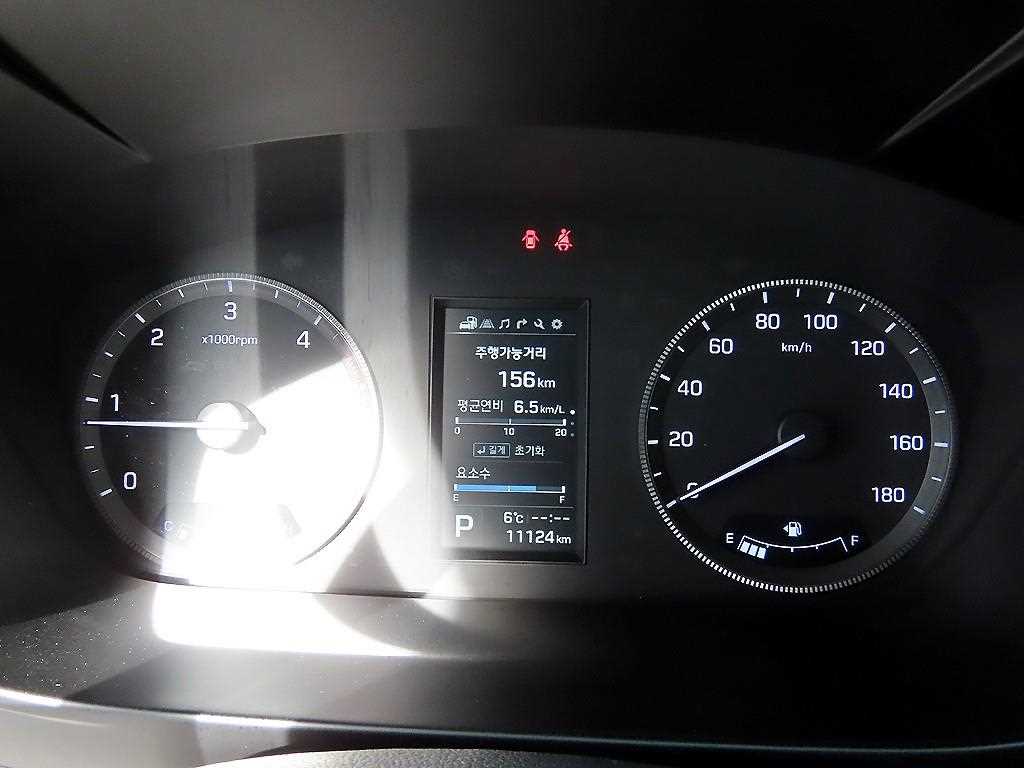 HYUNDAI Solati - Vista 9