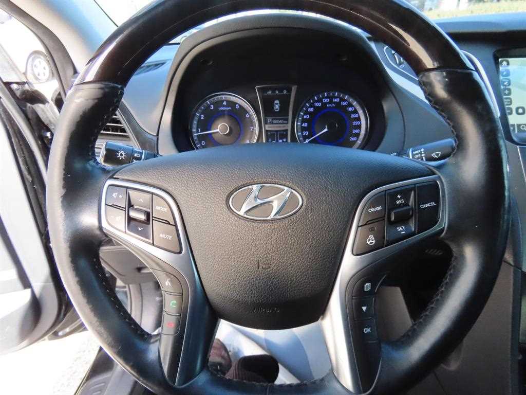 HYUNDAI Grandeur - Vista 8