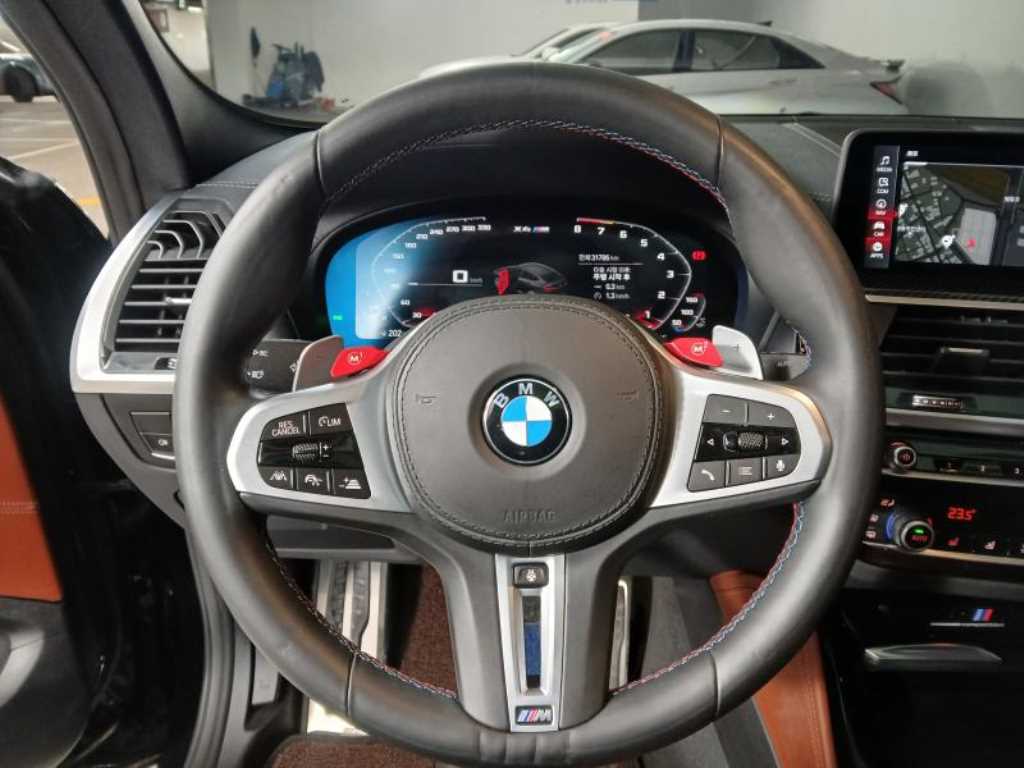 BMW X4M - Vista 8