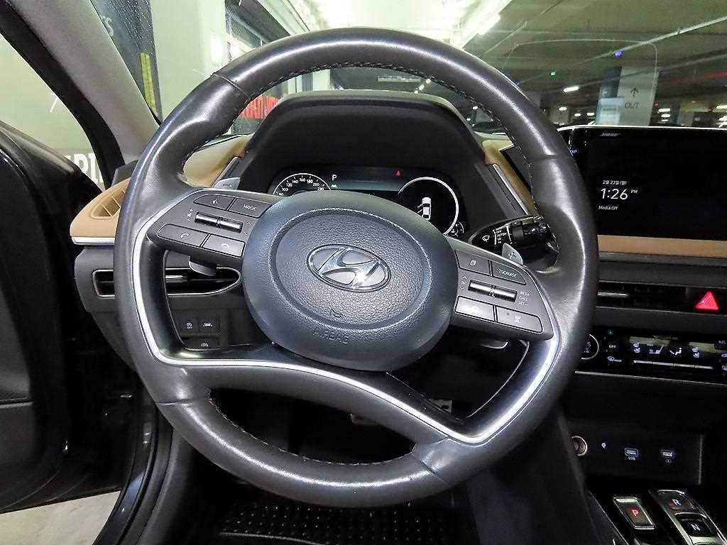 HYUNDAI Sonata - Vista 8