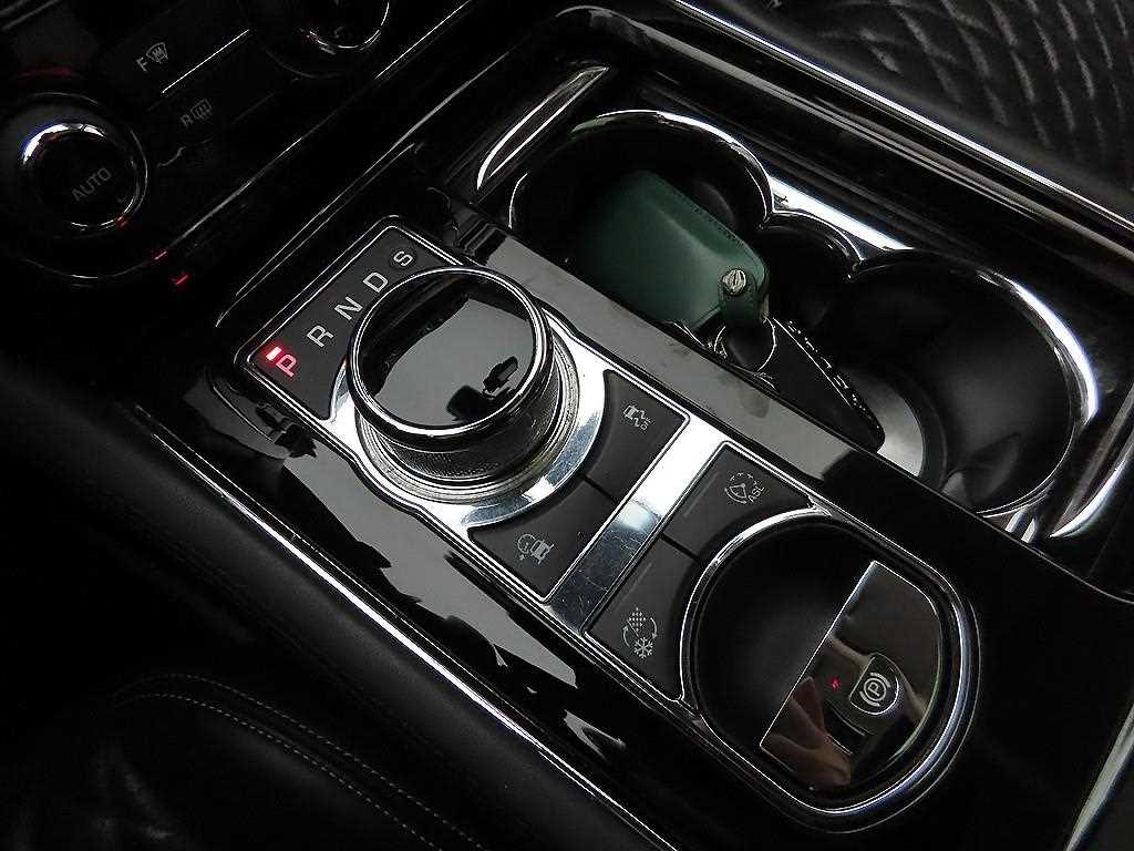 Jaguar XJ - Vista 10