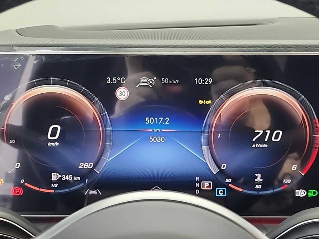 Mercedes Benz GLE Class - Vista 6