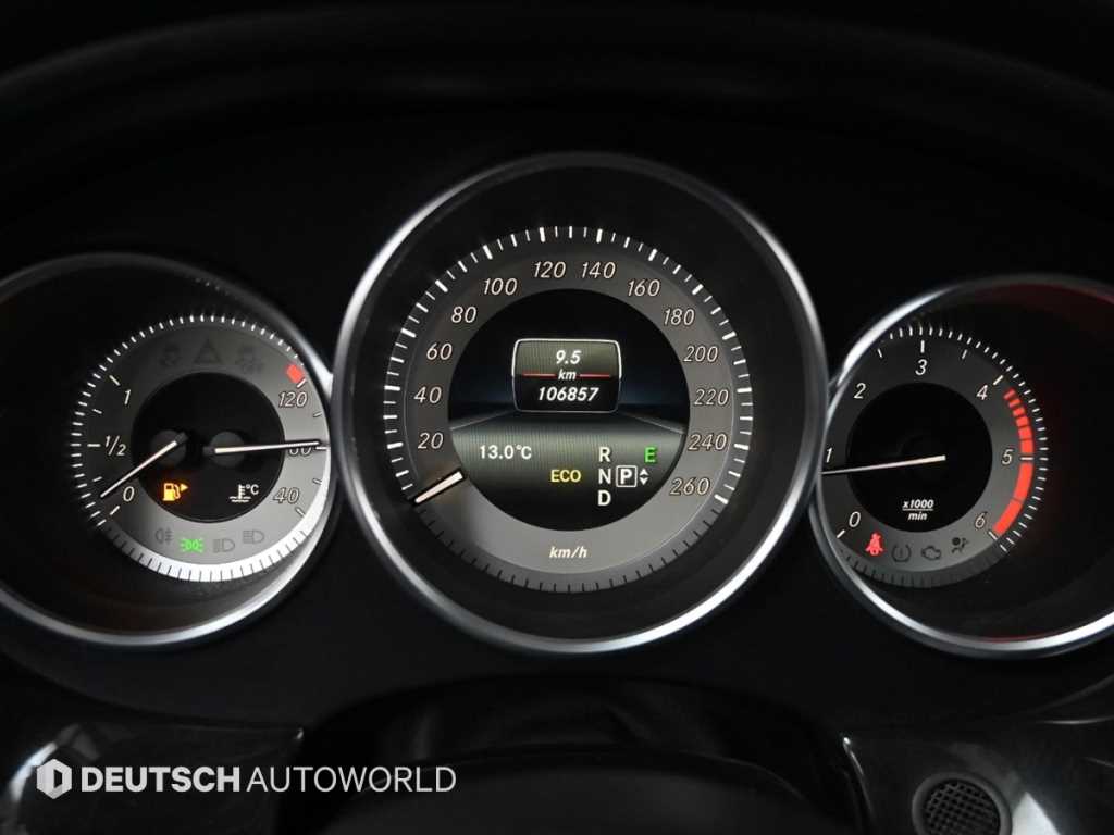 Mercedes Benz CLS Class - Vista 5