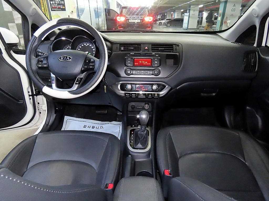 KIA Pride - Vista 10