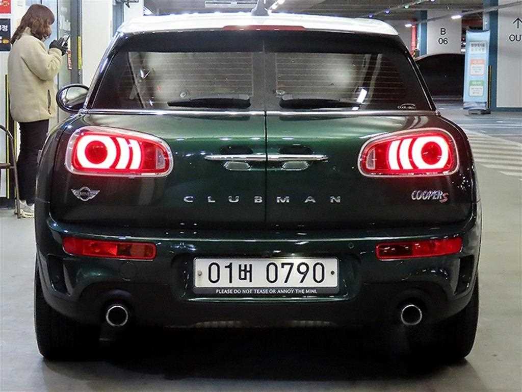 Mini Clubman - Vista 5