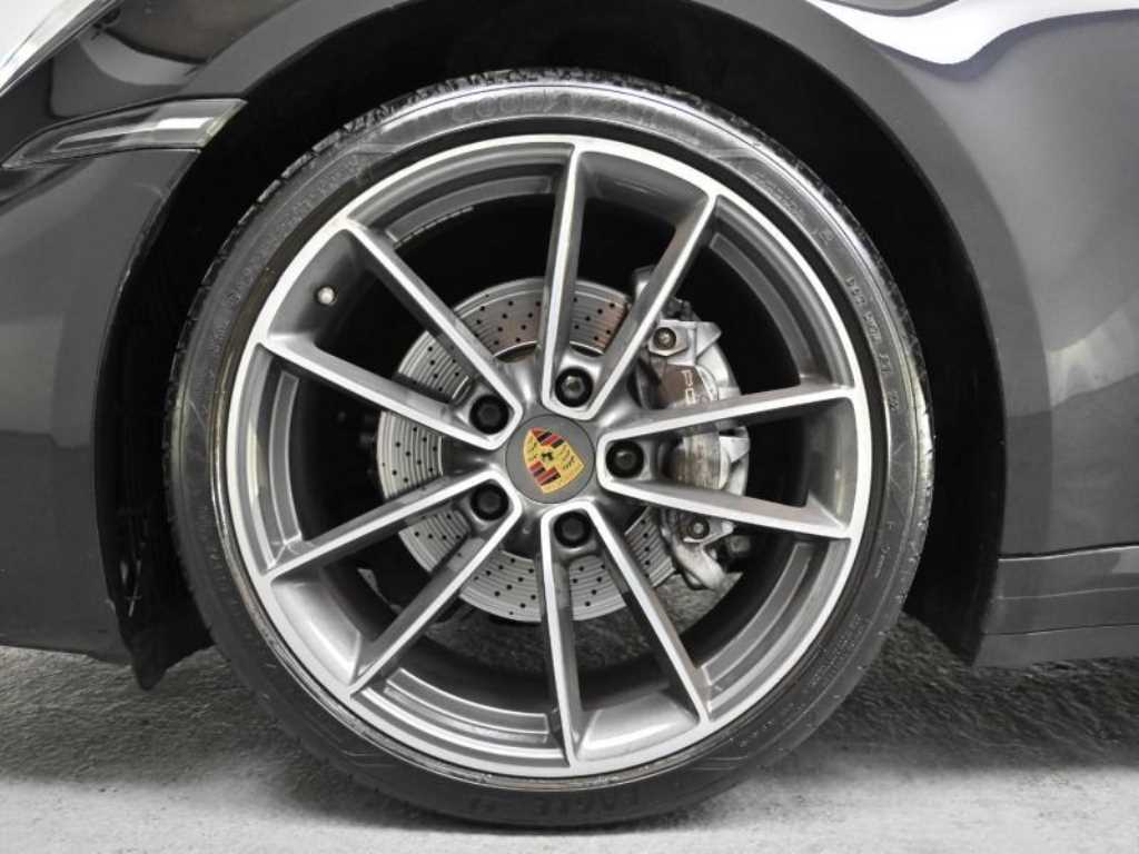 Porsche 911 - Vista 5