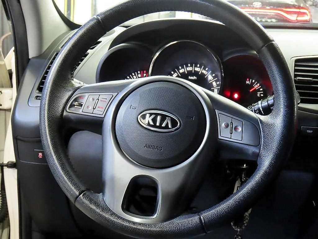 KIA Soul - Vista 8