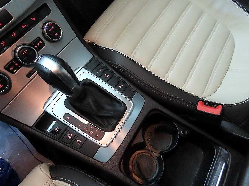 Volkswagen CC - Vista 12