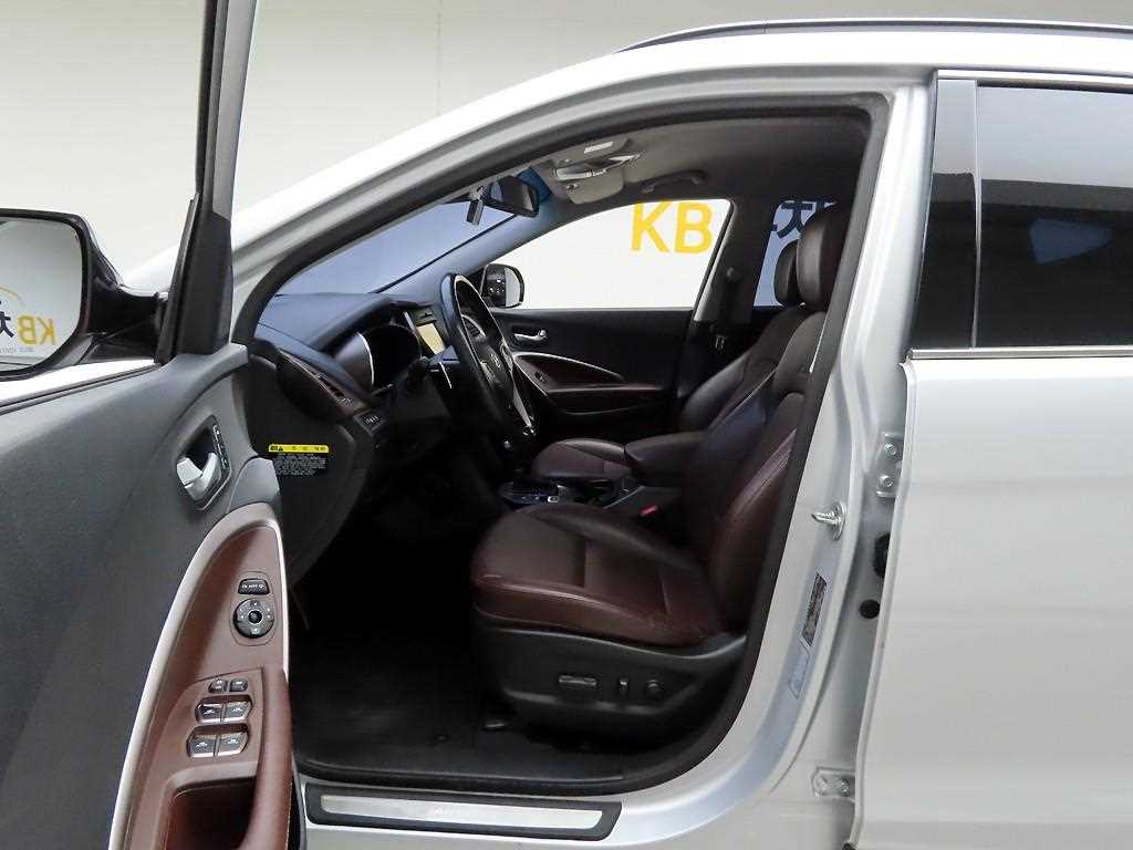 HYUNDAI Santa Fe 2018 Gris - Importación desde Corea - HF Imports Iquique - Foto 13