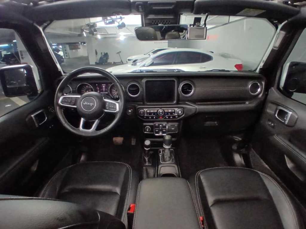 Jeep Wrangler - Vista 6