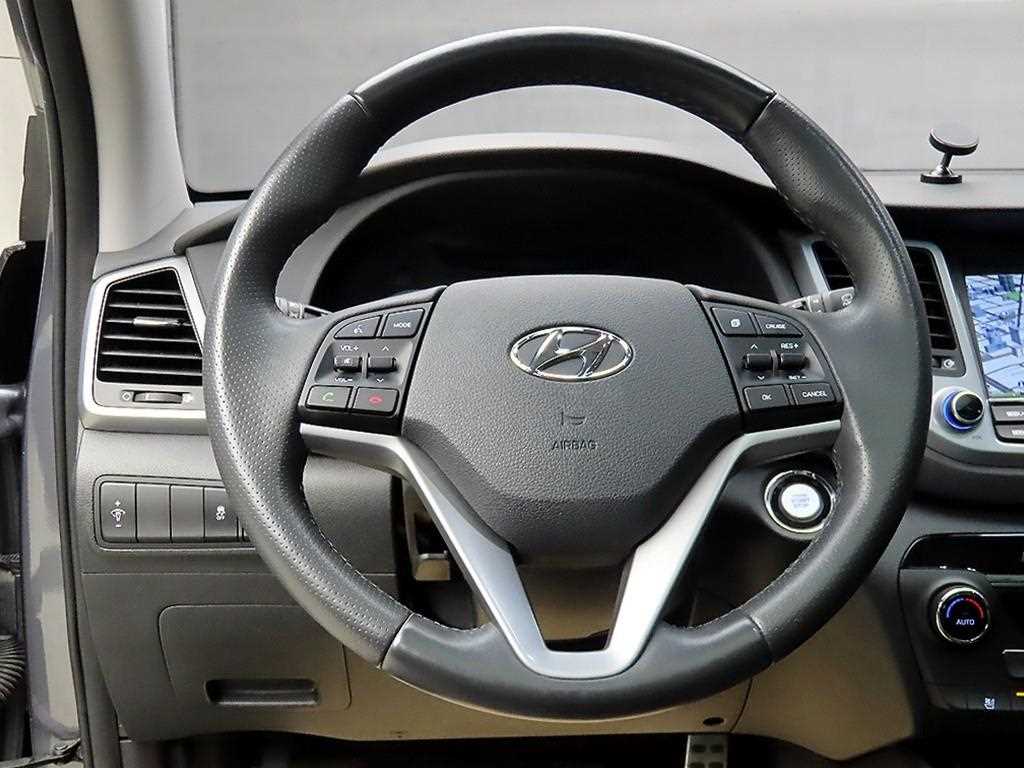 HYUNDAI Tucson - Vista 9