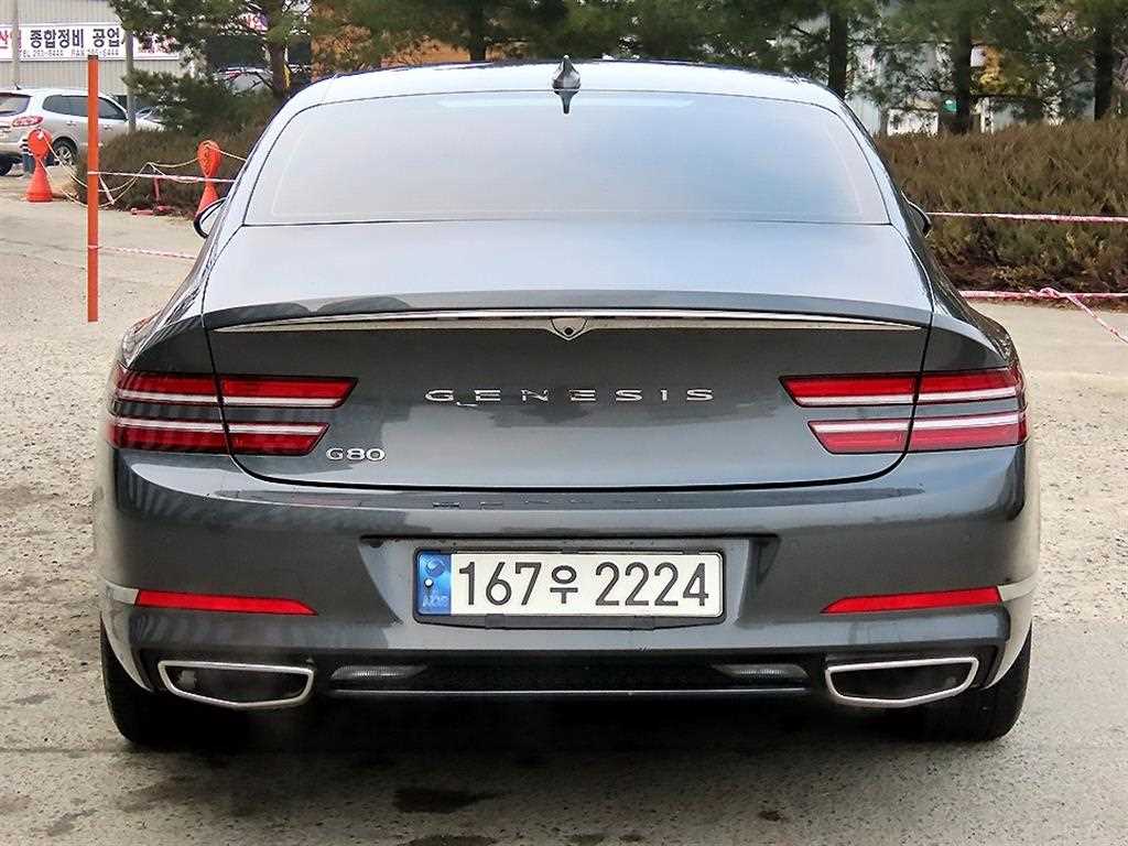 Genesis G80 - Vista 4