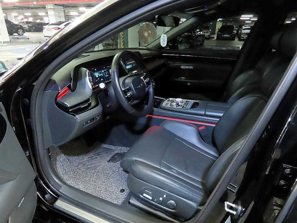 Genesis G90 - Vista 6