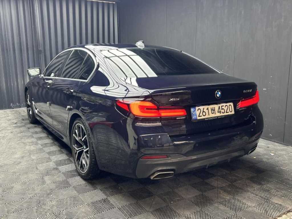 BMW 5 Series - Vista 4