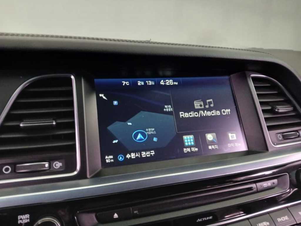 HYUNDAI Aslan - Vista 12