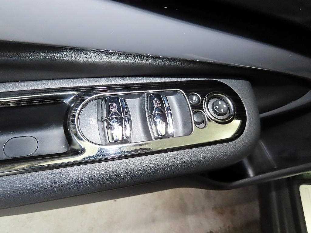 Mini Clubman 2016 Verde - Importación desde Corea - HF Imports Iquique - Foto 13