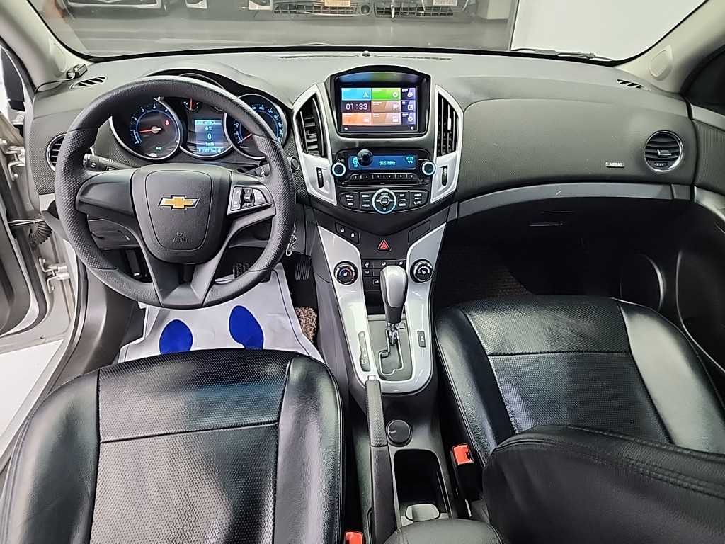 Chevrolet Cruise - Vista 7