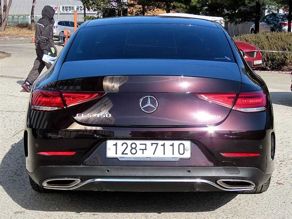 Mercedes Benz CLS Class - Vista 4