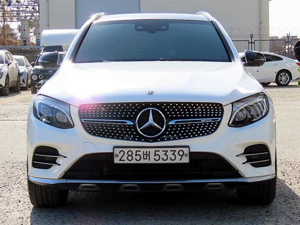 Mercedes Benz GLC Class 2019 Blanco - Importación desde Corea - HF Imports Iquique - Foto 1