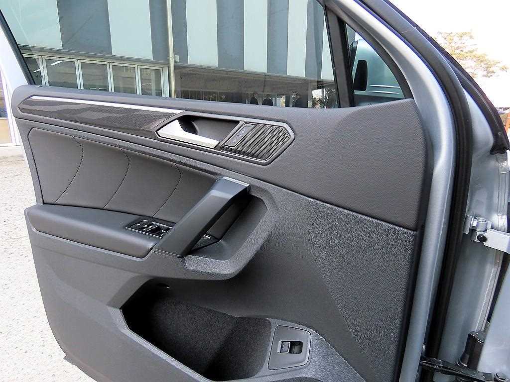 Volkswagen Tiguan - Vista 12