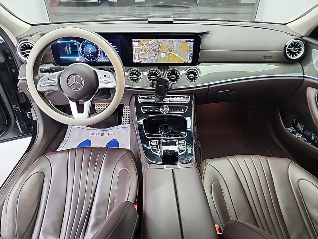 Mercedes Benz CLS Class - Vista 7