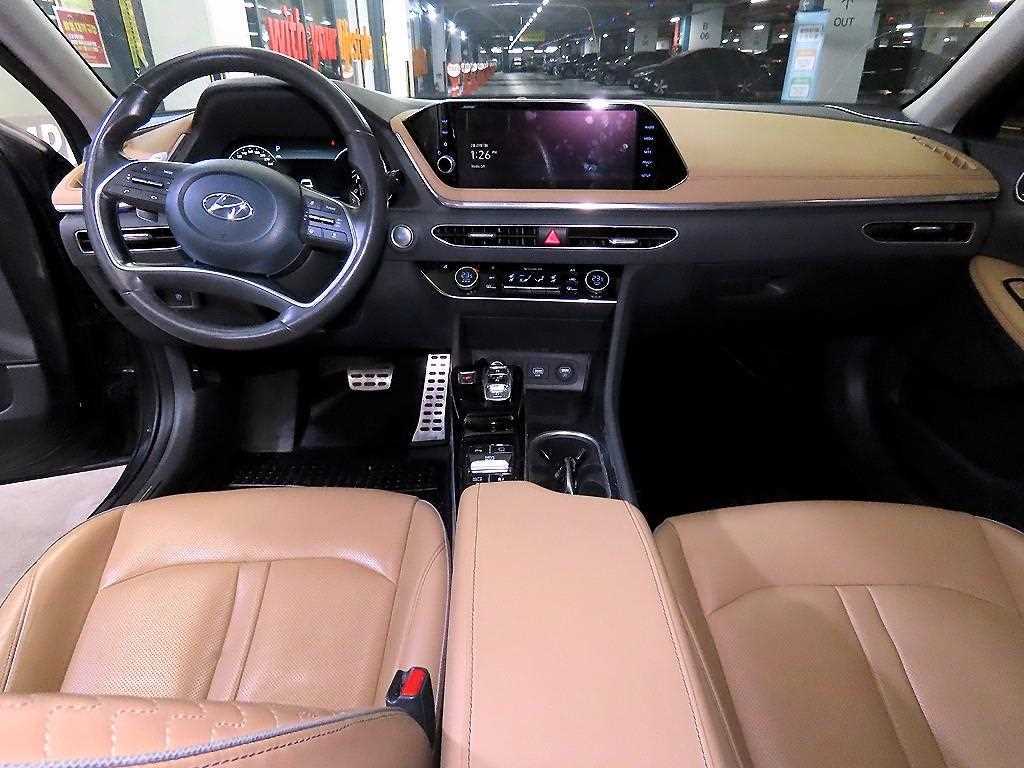 HYUNDAI Sonata - Vista 10