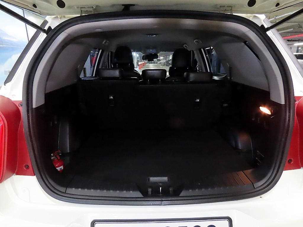 Ssangyong Tivoli 2018 Blanco - Importación desde Corea - HF Imports Iquique - Foto 18