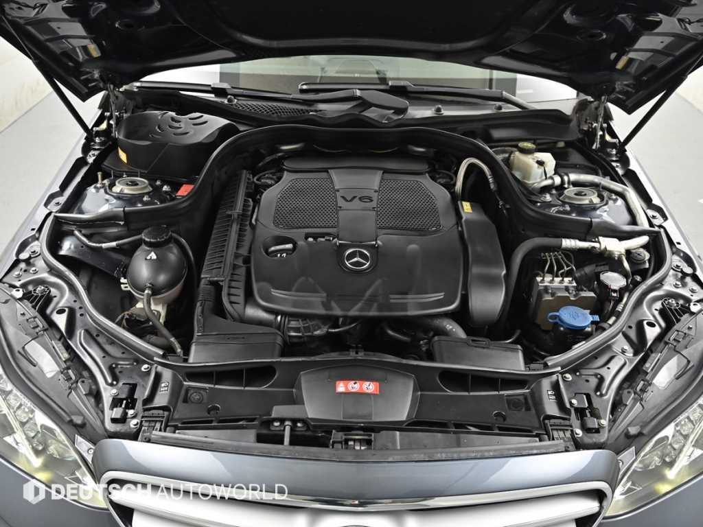 Mercedes Benz E class - Vista 6