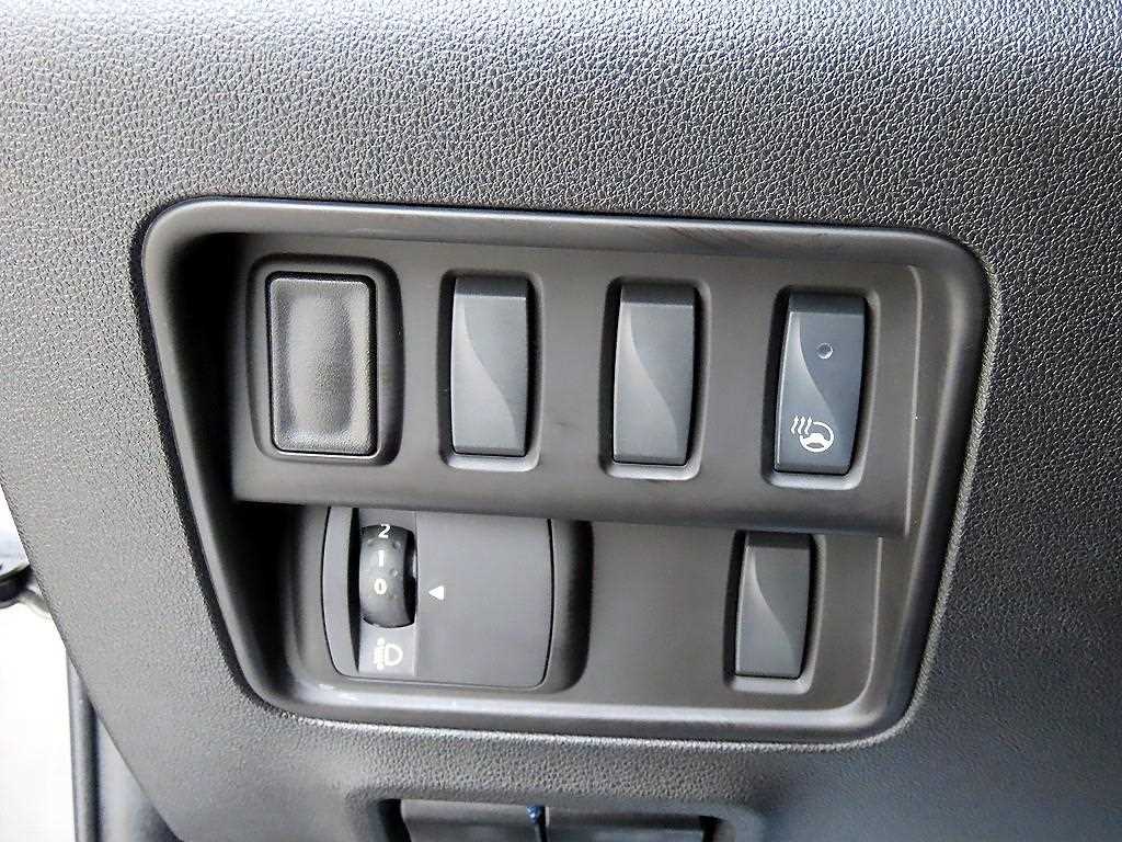 SAMSUNG QM6 - Vista 12