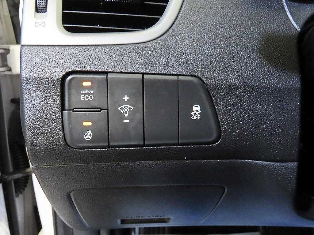 HYUNDAI Avante 2014 Blanco - Importación desde Corea - HF Imports Iquique - Foto 14