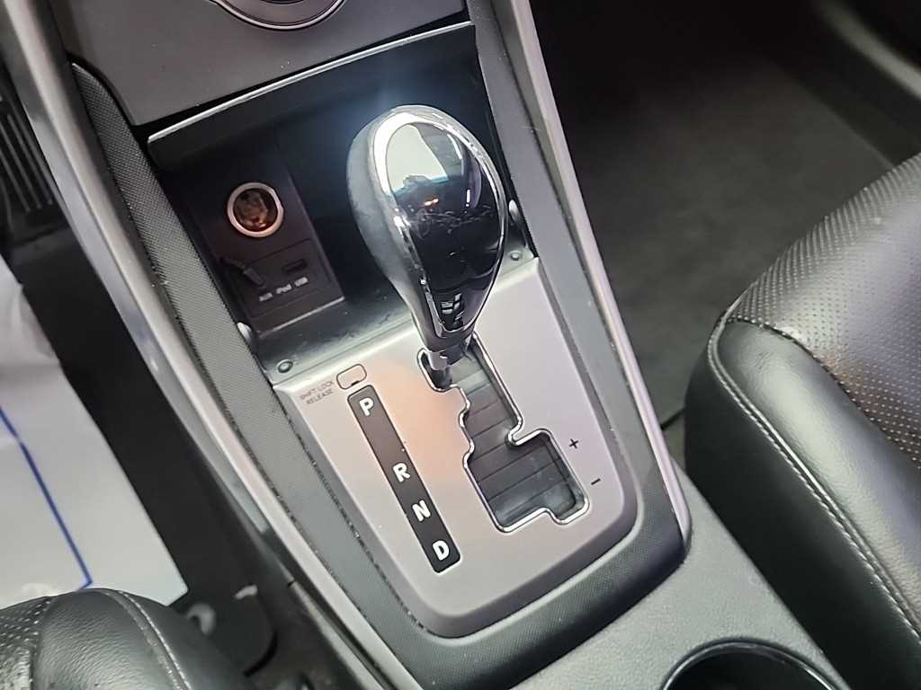 HYUNDAI Avante - Vista 8