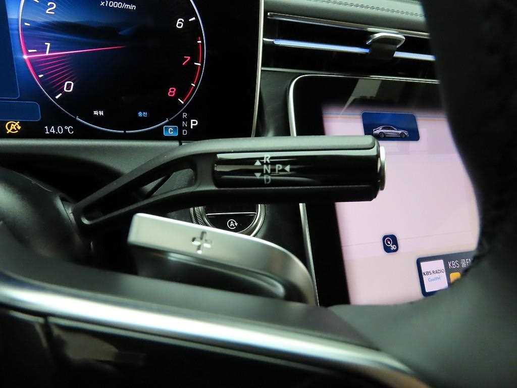 Mercedes Benz E class - Vista 9