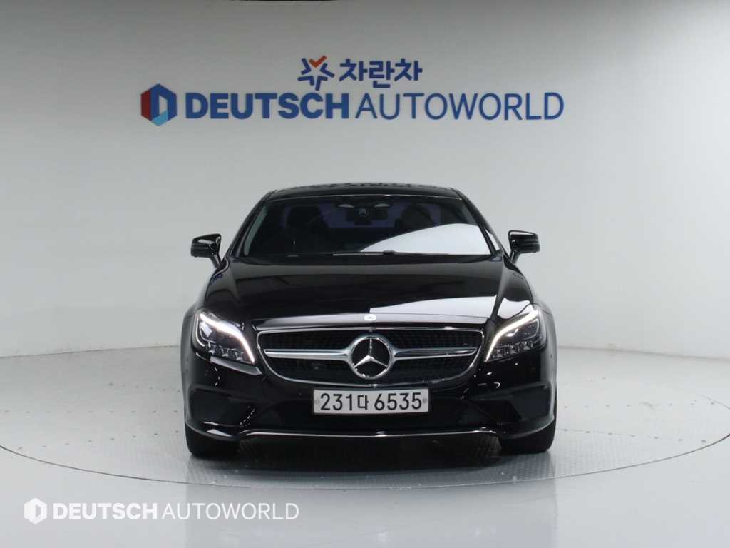 Mercedes Benz CLS Class 2016 Negro - Importación desde Corea - HF Imports Iquique - Foto 1