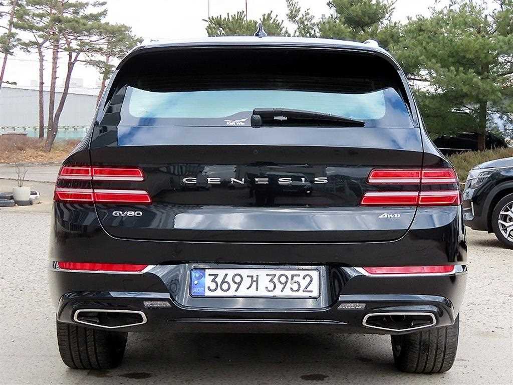 Genesis GV80 - Vista 4
